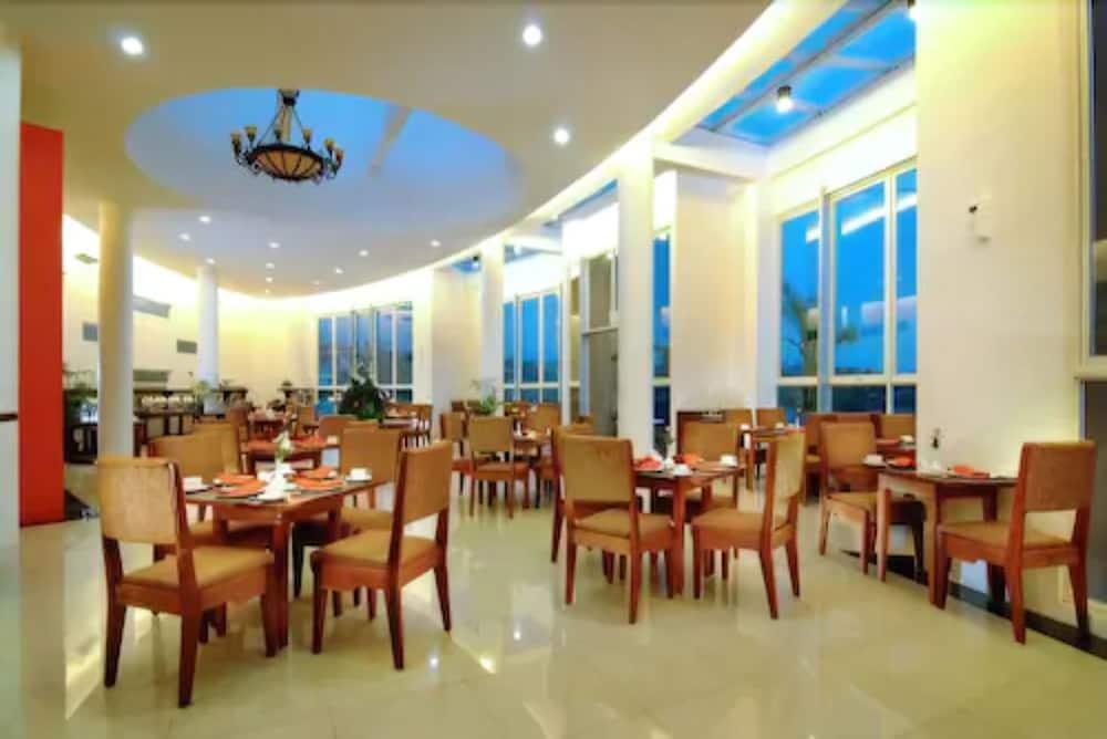 Marbella Suites Bandung Cimenyan Exterior foto