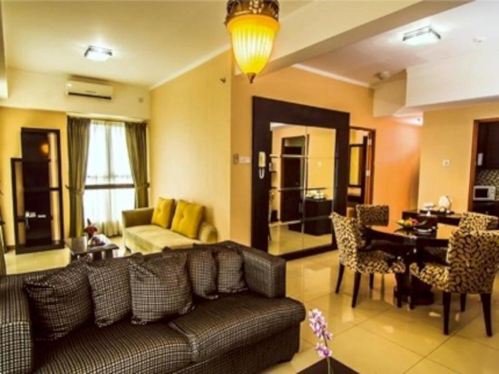 Marbella Suites Bandung Cimenyan Exterior foto